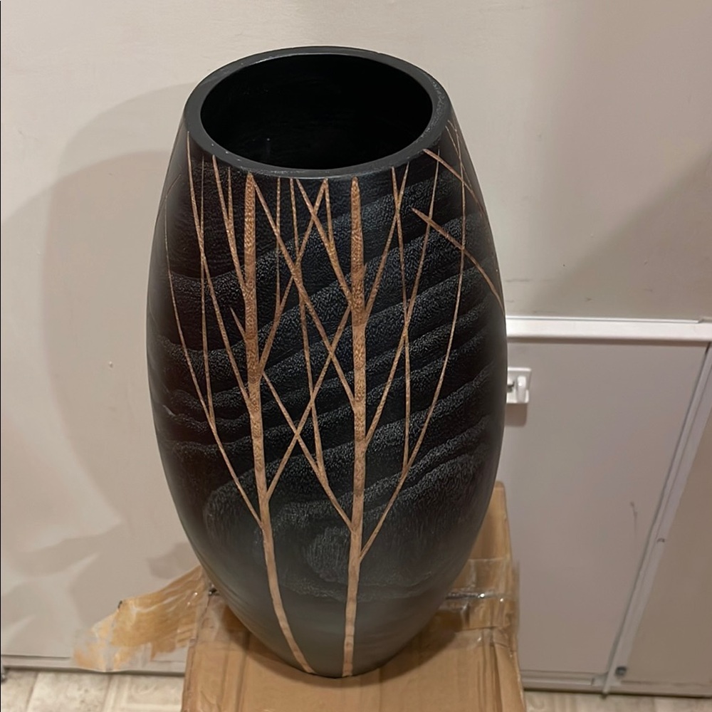 Cyan Design 06023 Onyx Winter Vase, Small